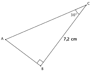 30, 60 og 90-graders trekant hvor lengste katet er 7,2 cm.